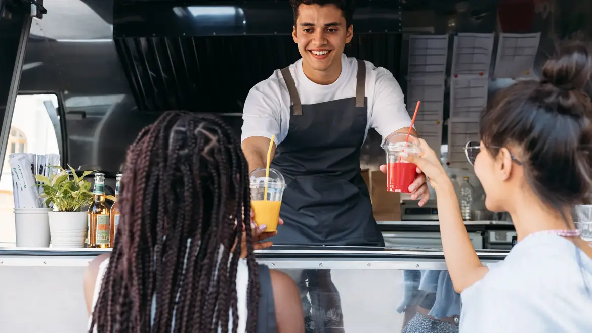 Incumplir la normativa en ‘food trucks’ en Galicia podrá acarrear sanciones de hasta 600.000 € e incluso el cierre del establecimiento